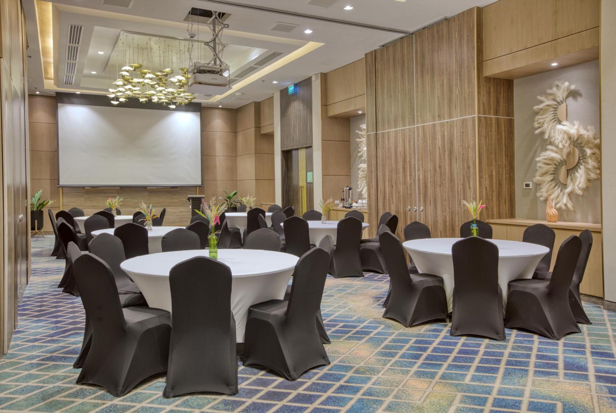 Belmont Hotel Mactan Lapu-Lapu City Zewnętrze zdjęcie